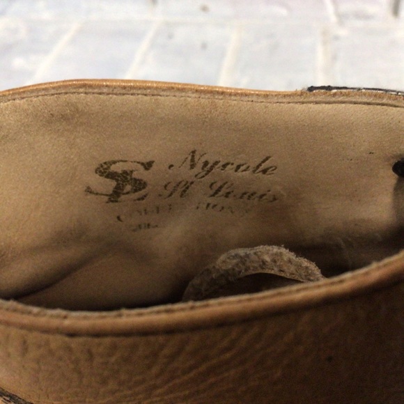 NYCOLE ST LOUIS - Truly unique lace up leather boots - Size 7.5 B - Picture 10 of 14